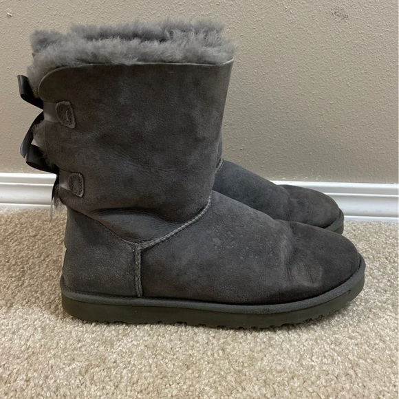 UGG boots - Picture 2 of 4